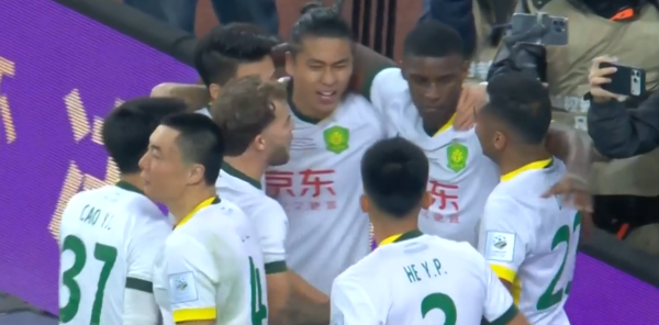 3-0横扫! 足协杯冠军出身, 4万多球迷亲目击证, 32岁时尚帽子戏法