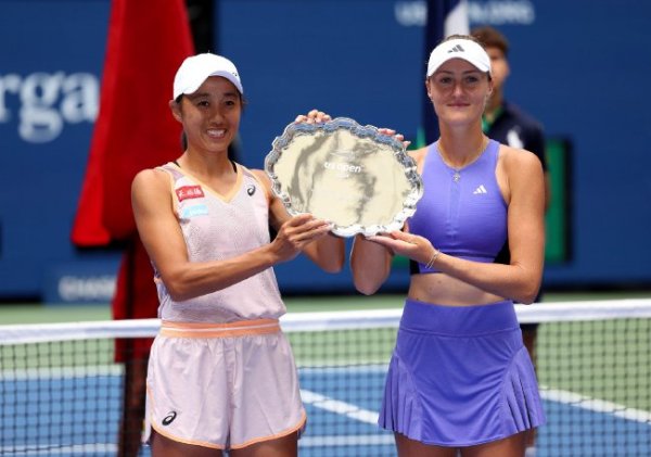 好意思网张帅组合获亚军 奥斯塔彭科大满贯女双夺首冠