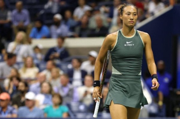 好意思网第9日郑钦文留步女单8强 张帅组合进半决赛