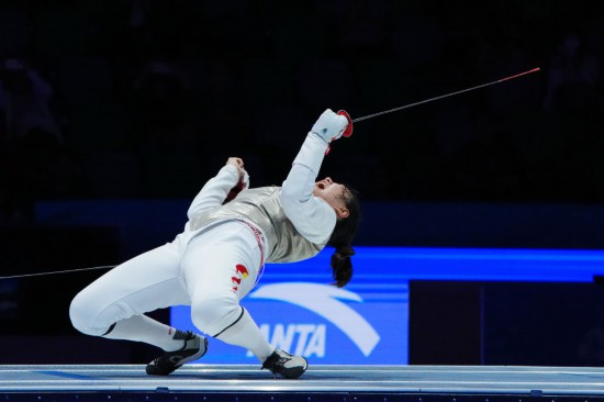 全运会｜打败14岁“黑马” 黄芊芊获女子花剑个东谈主金牌