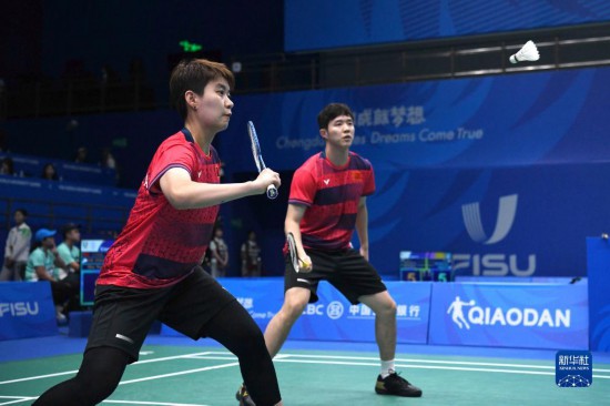 成齐大运会｜羽毛球——搀和团体A组：中国队治服泰国队