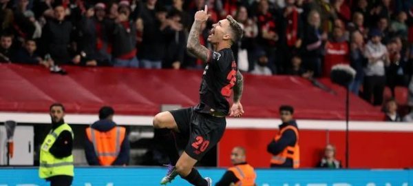 5-0对0-2！凯恩替补真不慈悲：拜仁没法追，药厂连闷3柱太邪门