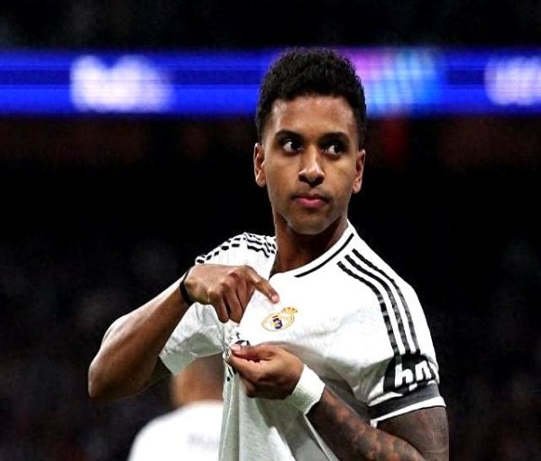 皇马忍痛割爱！24岁废柴先锋7000万甩卖，31场0球竟引朱门疯抢？