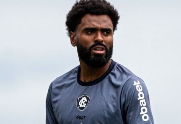 记者：巴甲升班骑兵长卡奥行将赶赴中国踢球，转会费20万好意思元