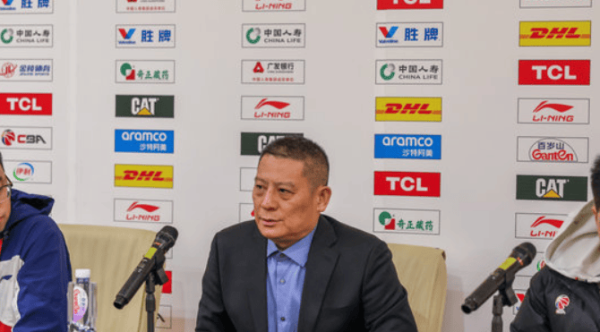 周金利: 下半场淡雅跟上半场彰着是判若两个队雷同