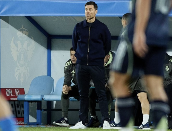 全主力皇马被无名队打到求饶！曝阿隆索已楚歌四面：无东说念主赞成他