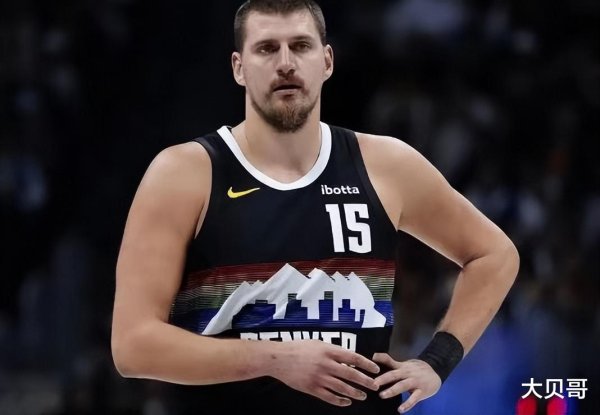 火箭找到控卫谜底! 本赛季3场砍下27+, 乌度卡别把他用成风雪哥