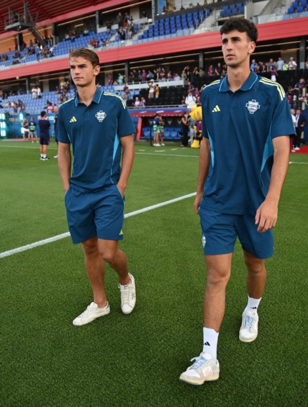 皇马均可回购! 科莫双子星: 拉蒙身价暴涨至1800万欧, 帕斯6500万