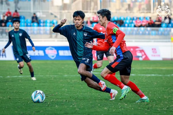 首届“省港杯超等足球邀请赛”燃情启幕！吴川后生6：0香港联队