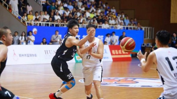 不吹不黑，杜伦高效总揽内线砍26分10篮板，克林根三分精确驻防肃肃孝敬17分10篮板，两东说念主弘扬精彩数据直不雅对比