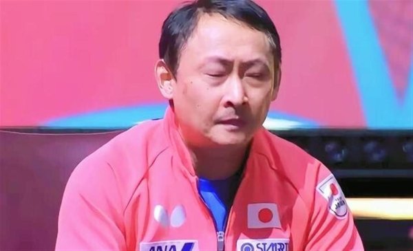 张本智和夺冠讲错引爆公论，父亲张本宇深知提拔危境已难支撑