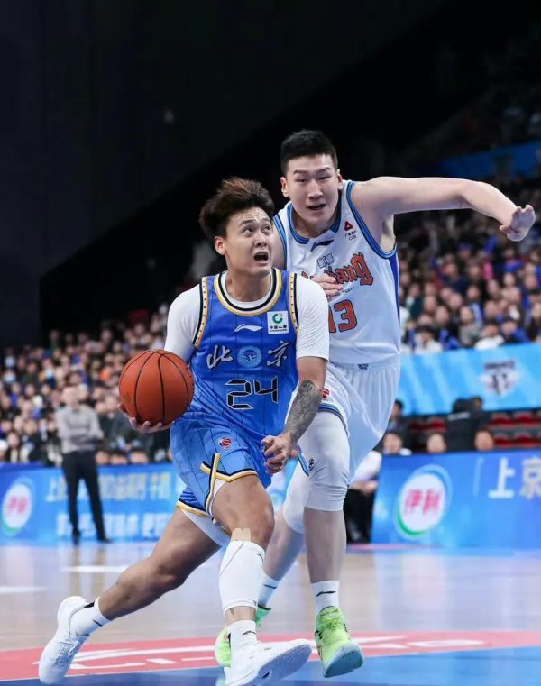 新疆主场大战北京！曾凡博首秀亮相，赵睿周琦或遭全场嘘声