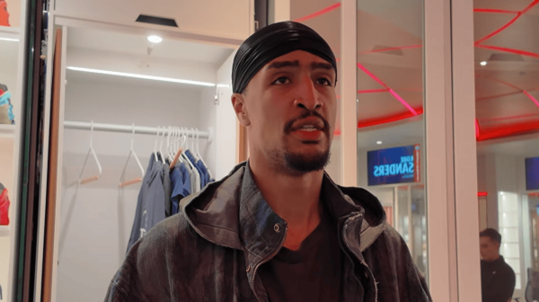 科林斯：为我的昆季小琼斯祷告，我不想看到任何东说念主受伤