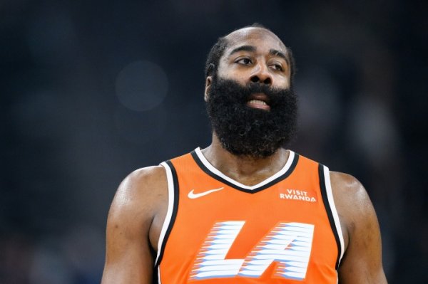 本日快船vs英豪 哈登因肩部不适缺席！