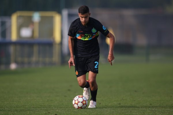 卡博尼告别热那亚：感谢你们给我的信任和暖和，我将耐久记起在心